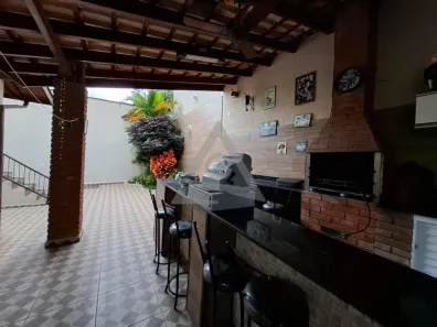 Casa com 3 Quartos à venda, 188m² no Jardim dos Oliveiras, Campinas
