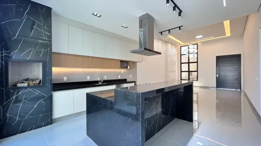 Casa com 3 Quartos à venda, 165m² no Grand Ville, Uberlândia