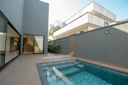 Casa com 4 Quartos à venda, 286m² no Jardins Madri, Goiânia