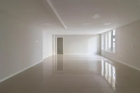 Apartamento com 3 Quartos à venda, 150m² no Bom Fim, Porto Alegre