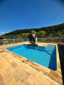 Fazenda/Sítio com 4 Quartos à venda, 1900m² no Santa Luzia, Taubaté