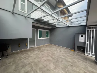 Sobrado com 3 Quartos à venda, 110m² no Vila Homero Thon, Santo André