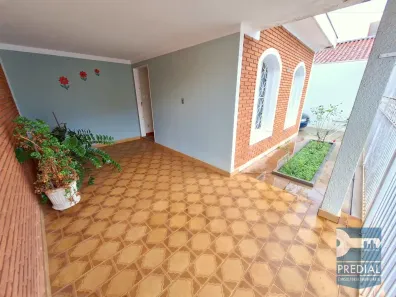 Casa com 3 Quartos à venda, 137m² no Vila Prado, São Carlos