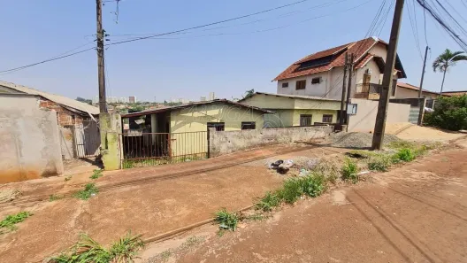 Casa com 2 Quartos à venda, 79m² no Jardim Presidente, Londrina