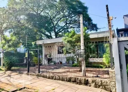 Casa com 3 Quartos à venda, 200m² no Bom Jesus, Porto Alegre