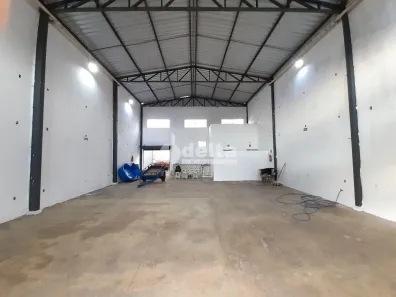 Ponto Comercial à venda, 140m² no Santa Luzia, Uberlândia