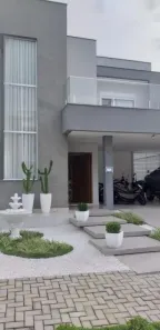 Casa de Condomínio com 3 Quartos à venda, 200m² no Cézar de Souza, Mogi das Cruzes