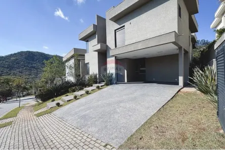 Casa de Condomínio com 4 Quartos para alugar, 480m² no Tamboré, Santana de Parnaíba