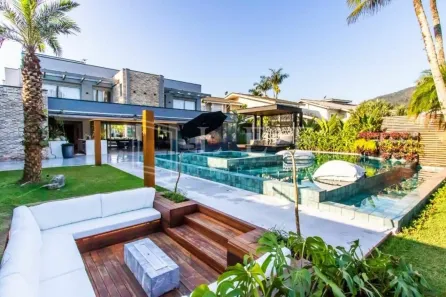 Casa de Condomínio com 6 Quartos à venda, 677m² no Tabatinga, Caraguatatuba