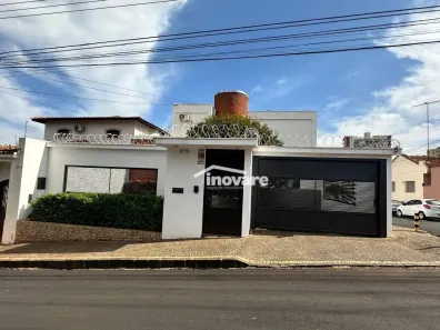 Casa com 4 Quartos à venda, 320m² no Saraiva, Uberlândia
