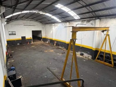 Galpão/Depósito/Armazém para alugar, 600m² no Niterói, Canoas