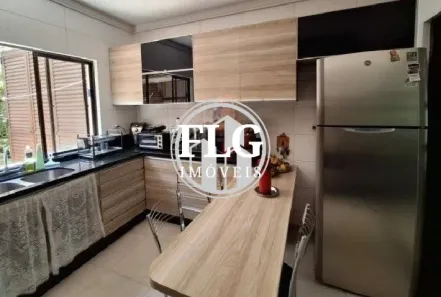 Casa com 3 Quartos à venda, 180m² no Jardim Textil, São Paulo
