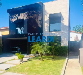 Casa de Condomínio com 5 Quartos à venda, 300m² no Alphaville, Santana de Parnaíba