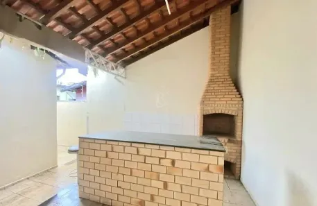 Casa com 3 Quartos para alugar, 210m² no Pólon, Marília
