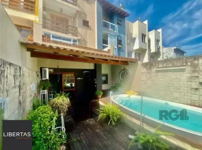 Casa com 3 Quartos à venda, 239m² no Espírito Santo, Porto Alegre