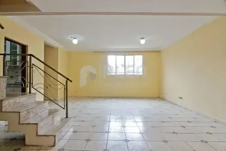 Sobrado com 4 Quartos à venda, 232m² no Vila Souza, São Paulo