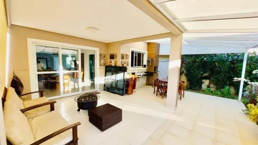 Casa de Condomínio com 4 Quartos à venda, 275m² no Jardim São Vicente, Cotia
