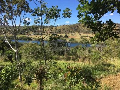 Fazenda/Sítio com 3 Quartos à venda, 220m² no Centro, Uberlândia