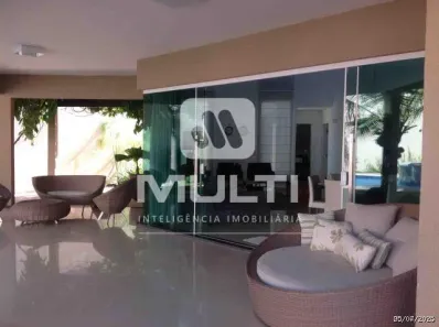 Casa com 4 Quartos para alugar, 366m² no Jardim Karaíba, Uberlândia
