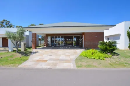 Casa de Condomínio com 4 Quartos à venda, 230m² no XANGRI-LÁ, Xangri-lá