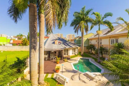 Casa de Condomínio com 4 Quartos para alugar, 148m² no Centro, Canoas