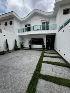 Sobrado com 4 Quartos à venda, 175m² no Jardim City, Guarulhos