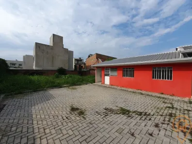 Casa com 1 Quarto para alugar, 40m² no Uberaba, Curitiba