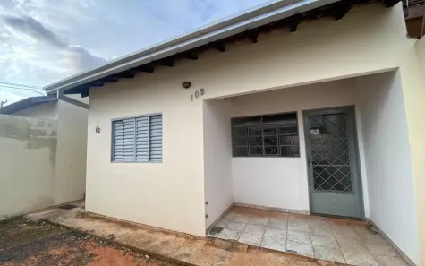 Casa com 2 Quartos para alugar, 10m² no Vila Progresso, Campo Grande