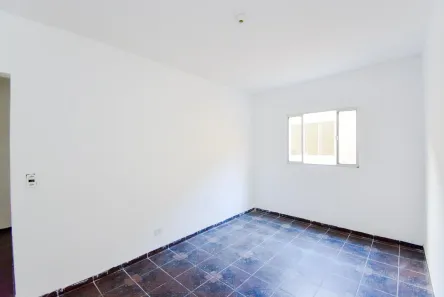 Casa com 1 Quarto para alugar, 42m² no Jardim Palmira, Guarulhos