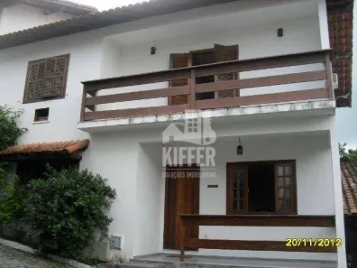 Casa de Condomínio com 4 Quartos à venda, 180m² no Maria Paula, Niterói