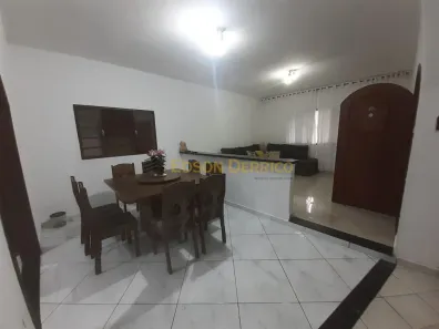 Casa com 4 Quartos à venda, 185m² no Loteamento Eduardo da Silva Neto, Pindamonhangaba