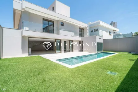 Casa de Condomínio com 4 Quartos à venda, 496m² no Morada da Colina, Uberlândia