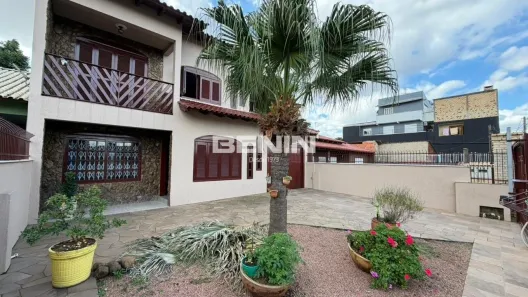 Sobrado com 3 Quartos para alugar, 193m² no Mathias Velho, Canoas