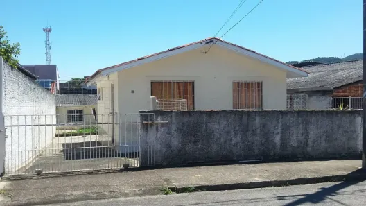 Casa com 3 Quartos à venda, 100m² no Monte Verde, Florianópolis