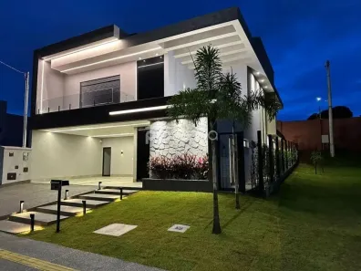 Casa com 3 Quartos à venda, 257m² no Jardins Sevilha, Aparecida de Goiânia