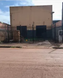 Galpão/Depósito/Armazém à venda, 220m² no Jardim Maria Celina, Londrina
