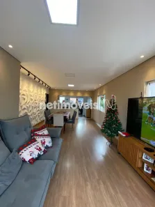 Casa com 7 Quartos à venda, 360m² no Floramar, Belo Horizonte
