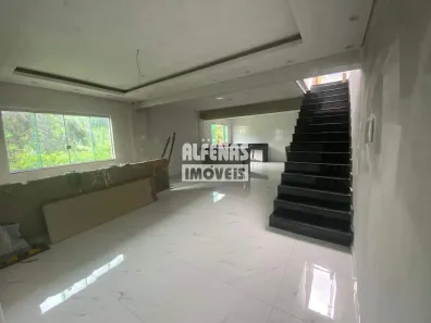 Casa com 3 Quartos à venda, 200m² no Vila Beneves, Contagem