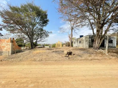 Lote/Terreno à venda, 360m² no Bairro Cidade Jardim, Esmeraldas
