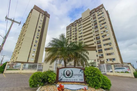 Apartamento com 2 Quartos à venda, 58m² no Igra Sul, Torres