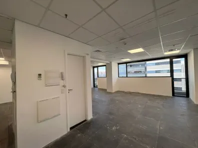 Ponto Comercial para alugar, 94m² no Água Branca, São Paulo