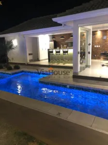 Sobrado com 4 Quartos à venda, 320m² no Residencial Alto do Castelo, Ribeirão Preto
