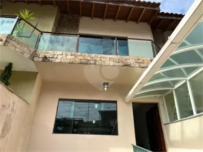 Sobrado com 2 Quartos à venda, 126m² no Vila Guedes, São Paulo