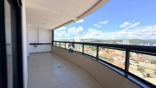 Apartamento com 3 Quartos à venda, 141m² no Vila Clayton, Valinhos