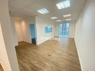 Sala Comercial à venda, 71m² no Vila Cordeiro, São Paulo