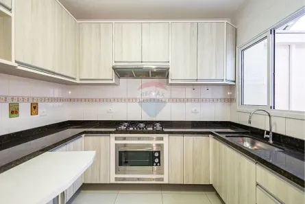 Sobrado com 3 Quartos à venda, 145m² no Fanny, Curitiba