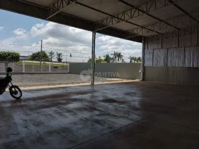 Galpão/Depósito/Armazém para alugar, 350m² no Umuarama, Uberlândia