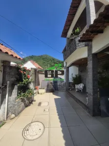 Casa com 3 Quartos à venda, 290m² no Vila Valqueire, Rio de Janeiro