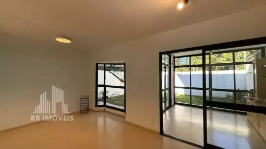 Casa de Condomínio com 3 Quartos à venda, 180m² no Tamboré, Santana de Parnaíba