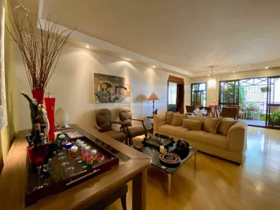 Apartamento com 3 Quartos à venda, 200m² no Mercês, Uberaba